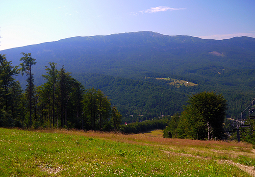 Beskid ywiecki. Widok z Mosornego Gronia na Babi Gr