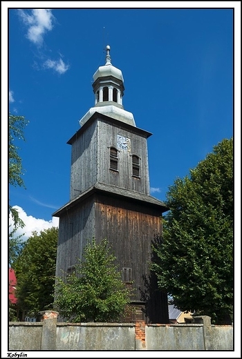 Kobylin - drewniana wiea zegarowa z XVIII w. jedyna pozostao po zborze ewangelickim