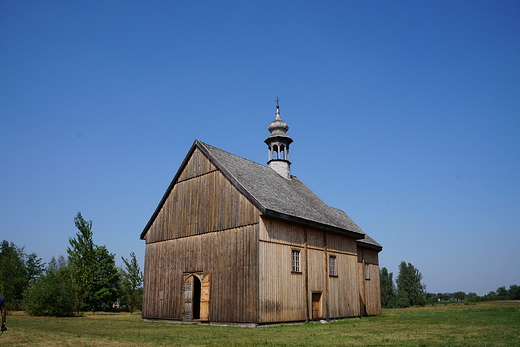 Drewniany koci z Wysokienic z 1758 r. Skansen w Maurzycach