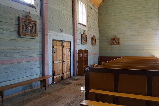 Drewniany kościół z Wysokienic. Skansen w Maurzycach