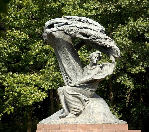 Warszawa. Sobota w azienkach.