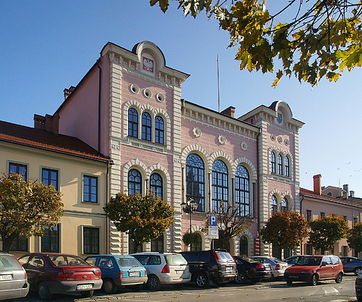 Rynek w ywcu. Ratusz