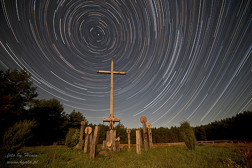 Startrails Czerwony Krzy, dwie i pgodziny od cywilizacji.