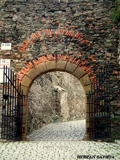 brama wejciowa na zamek w Bolkowie