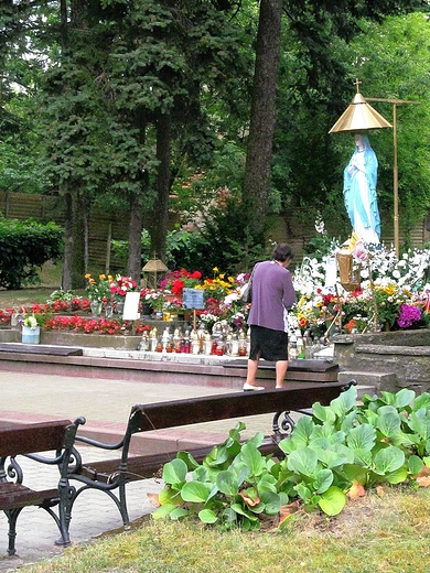 Figurka Matki Boskiej