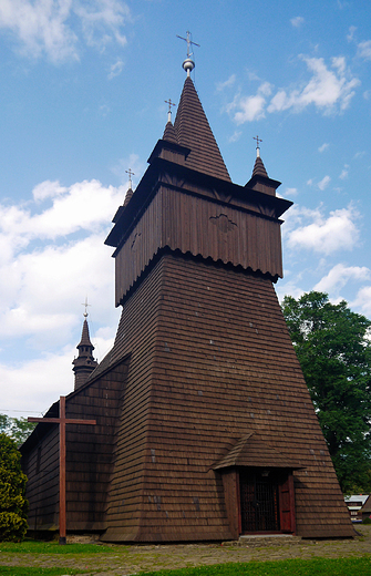 Orawka.  Drewniany koci pw. Jana Chrzciciela. Wiea kocioa.