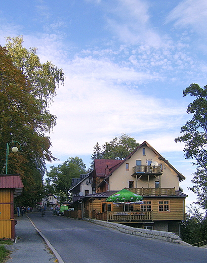 Strome i krte ulice Karpacza