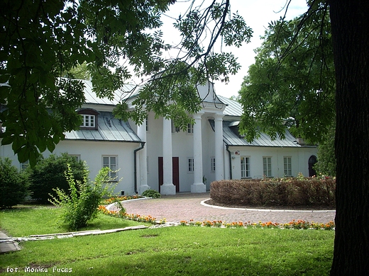 Dworek du Chateau, obecnie Muzeum im. ks. St. Staszica