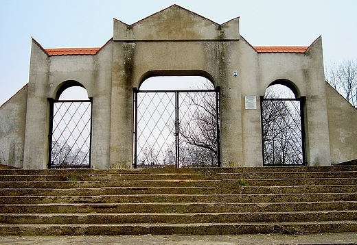 Cmentarz ydowski - brama wejciowa