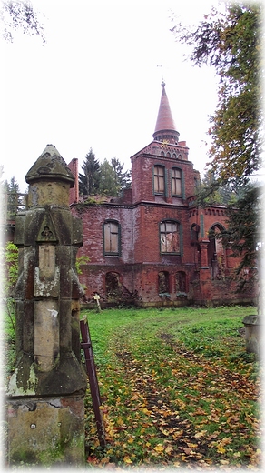 Dawne sanatorium, w smutnym stanie- Sokoowsko