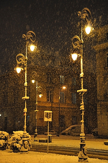 Warszawa noc, Nagy atak zimy