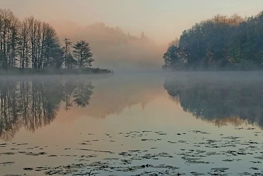 Jezioro Jeglwek o poranku