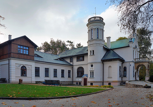 Pałacyk-muzeum H. Sienkiewicza w Oblęgorku.