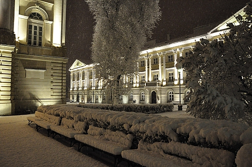Nocny Uniwersytet Warszawski