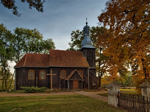 Raczkowo - drewniany koci Wszystkich witych