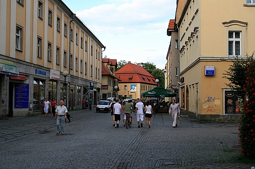 Jelenia Gra - okolice szkoy tzw. Handlwki