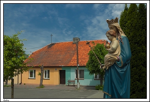 Dobra -  fragment najstarszej zabudowy miasteczka pochodzcej z koca XIX w.