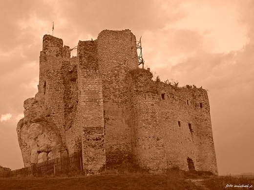 Mirw - Gotycki zamek rycerski