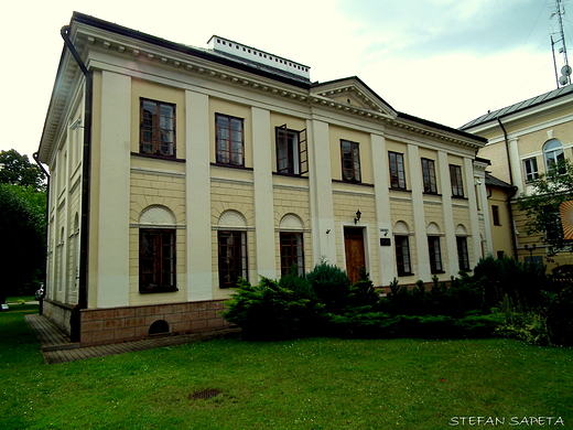Paac Burgalera z 1818 - obecnie siedziba Polskiego Radia Rzeszw.