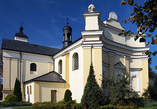 Szczekociny. Barokowo-klasycystyczny kosci w. Bartomieja.