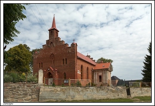 Siemczyno - neogotycki koci z 1699 r.