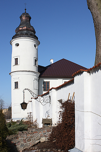 Sejny - ogrd przy klasztornym murze