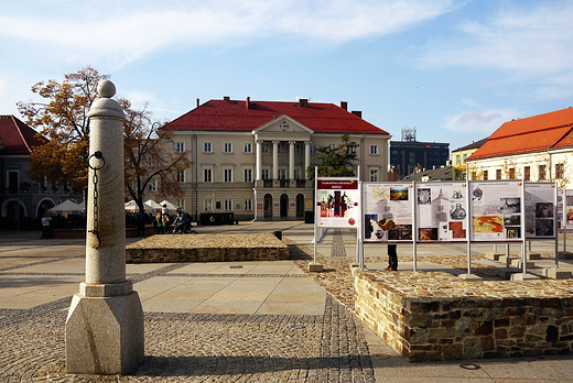 Kielce. Fragment rynku.