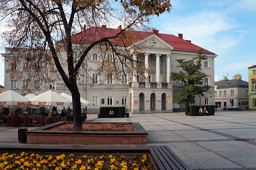 Kielce. Budynek Urzdu Miasta od strony rynku.