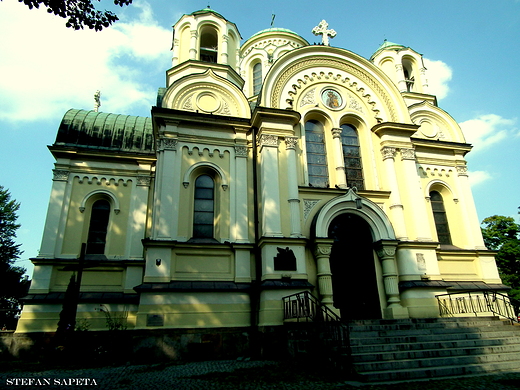 Koci w. Jakuba od strony Pl. W.Biegaskiego z zachowanymi cechami architektury neobizantyjskiej