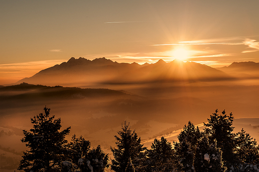 Widok na Tatry z Wysokiego Wierchu