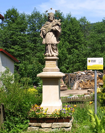 Barokowa figura w.Jana Nepomucena z Bolesawowa