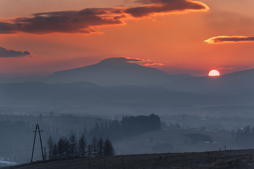 Babia Gra w blasku zachodzcego soca. Rabka Zdrj