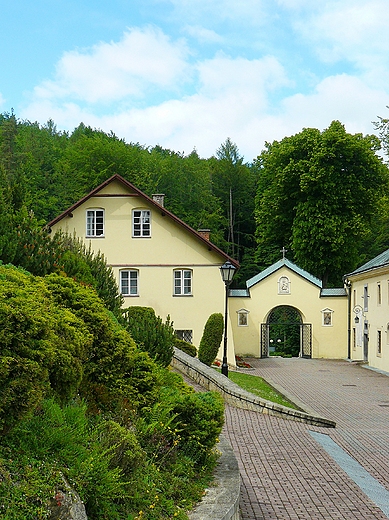 Czerna k.Krzeszowic. Klasztor Karmelitw Bosych.