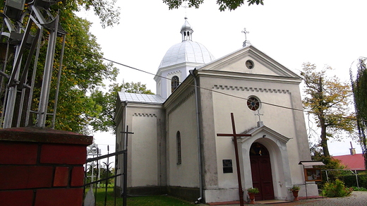 dawniej cerkiew - 1910 - obecnie koci katolicki