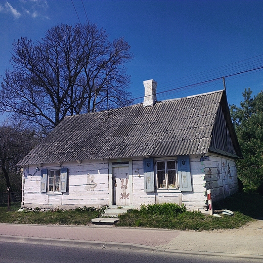 Ta chata urzeka nas podczas podry na Podlasie. Liw