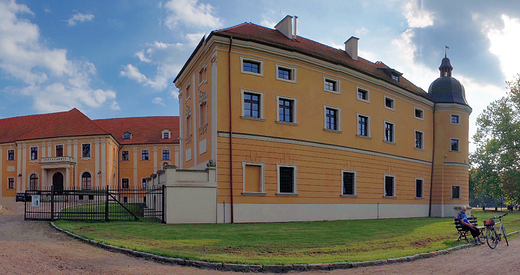 Pocysterski Zesp Klasztorno-Paacowy w Rudach.