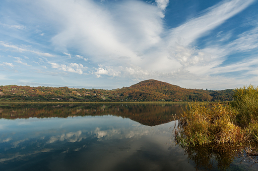 Jezioro Czchowskie w pobliu zapory