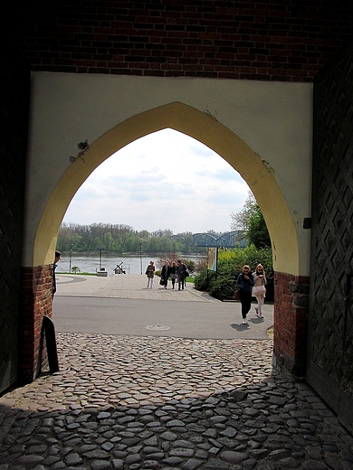 XIV-wieczna brama