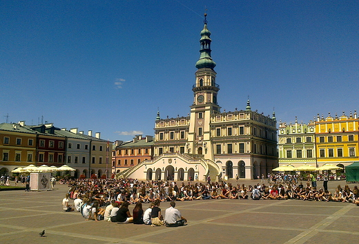 Rynek Wielki. Exodus Modych