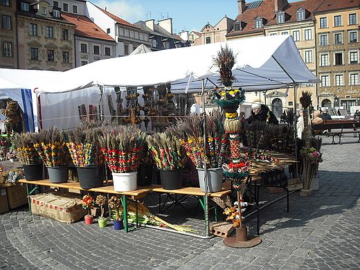 Warszawa. Niedziela Palmowa na rynku Starego Miasta.