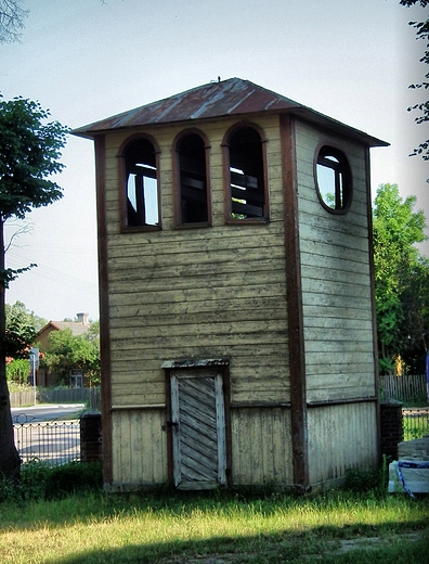 Dzwonnica drewniana w Kodnicy Dolnej