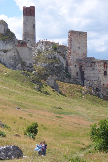 Olsztyn , ruiny zamku.