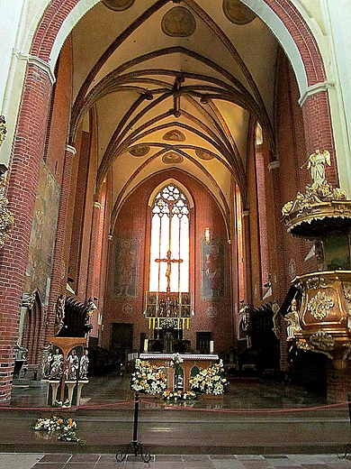 Prezbiterium w toruskiej katedrze