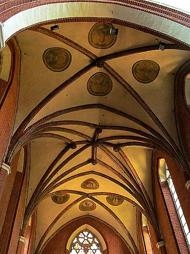 Fragment sklepienia prezbiterium