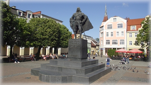 Na wejherowskim Rynku- pomnik zaoyciela