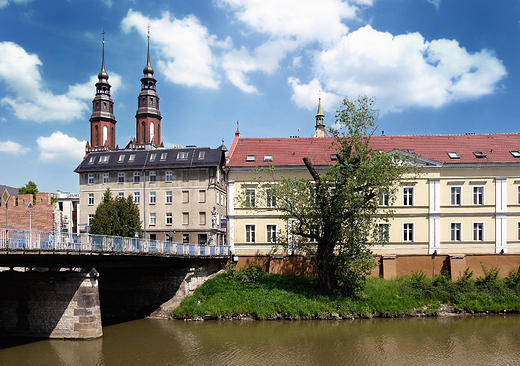 Opole. Fragment miasta znad kanau Mynwka