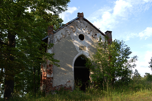 Lubawka - Zniszczona IV kaplica na Kalwarii Lubawskiej