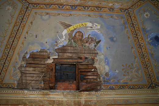 Lubawka - St.Lucas ewangelista w zniszczonej kaplicy na szczycie gry