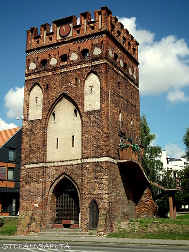Brama Mariacka zwana te Sztumsk czy Przewozow - gotyk z XIV w. w Malborku.