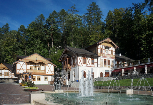 Szczawnica. Fontanna na pl.Dietla.